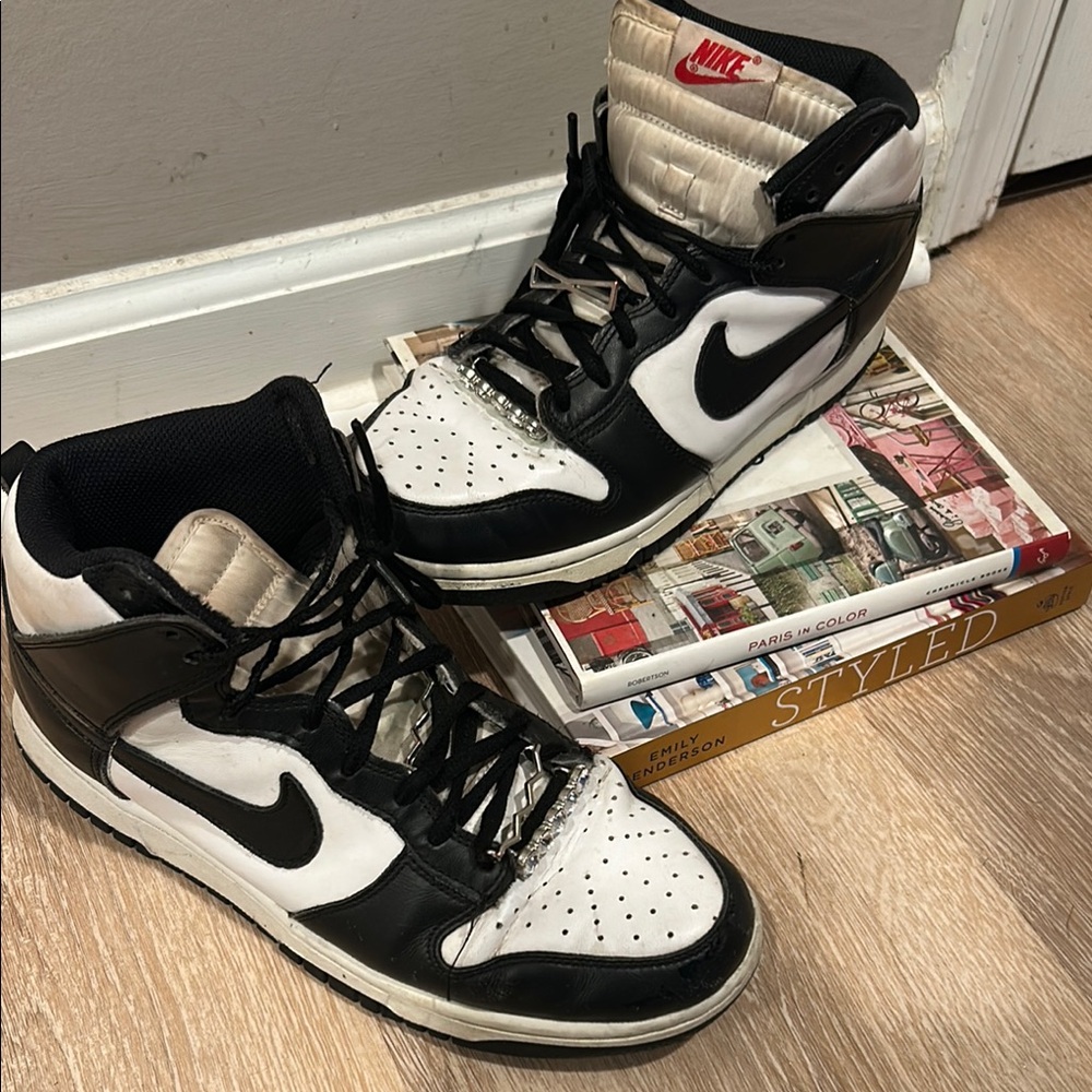 Nike Panda Dunks, Women’s 9.5